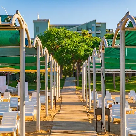 מלון Royal Atlantis & סייד