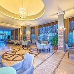 Hotel Royal Atlantis & 5*