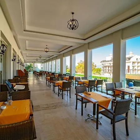 فندق Royal Atlantis & سيدي