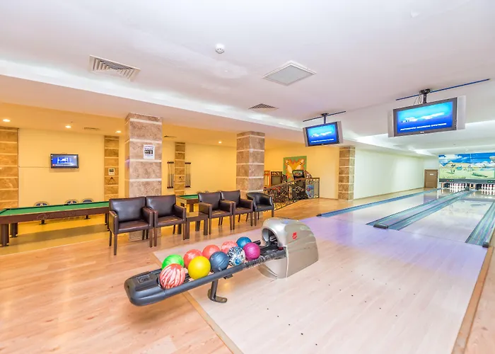 Royal Atlantis & Hotel