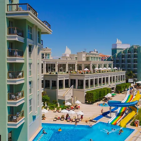 Royal Atlantis & 5* Side